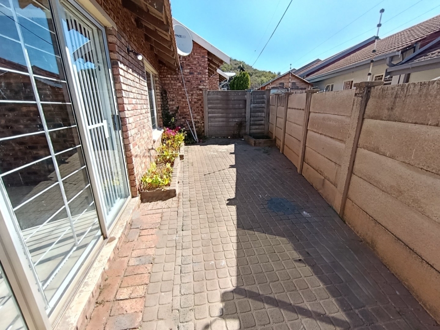 To Let 2 Bedroom Property for Rent in Uitsig Free State